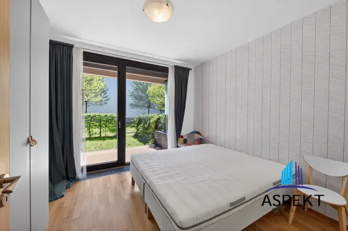 Pronájem bytu 2+kk, Praha - Holešovice, Dělnická, 52 m2