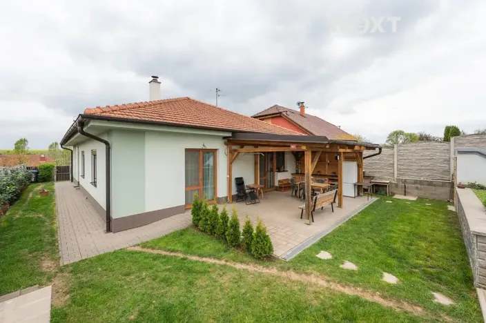 Prodej rodinného domu, Syrovice, 172 m2