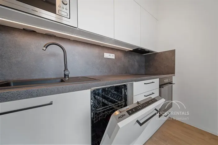 Pronájem bytu 2+kk, Praha - Chodov, Líbalova, 45 m2