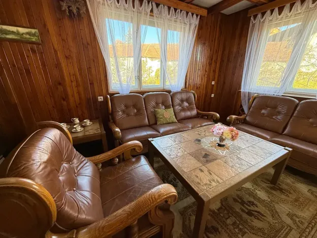 Pronájem rodinného domu, Čebín, 201 m2