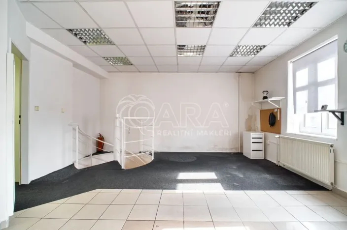 Pronájem obchodního prostoru, Ostrava - Svinov, 94 m2