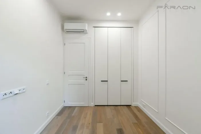 Pronájem bytu 4+kk, Praha - Vinohrady, náměstí Jiřího z Poděbrad, 107 m2