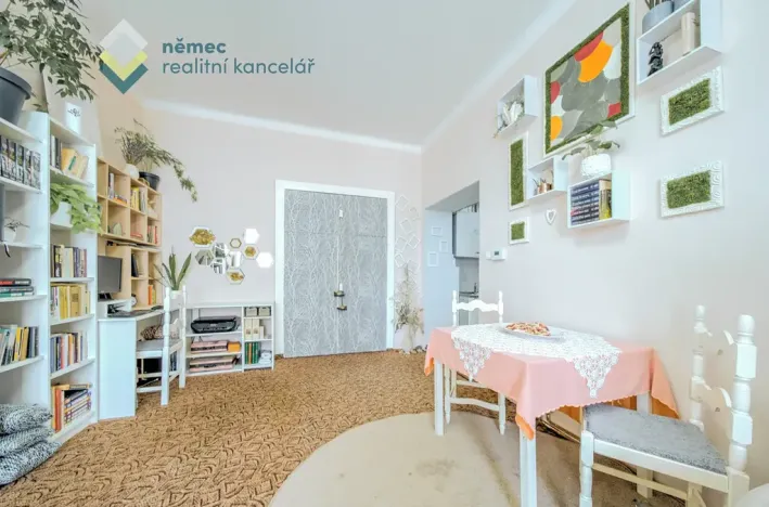 Pronájem bytu 2+kk, Praha - Vysočany, Mlékárenská, 56 m2