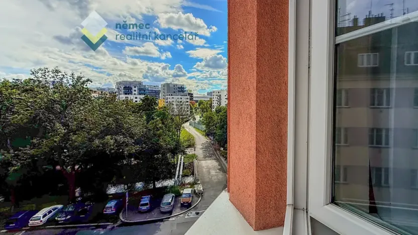 Pronájem bytu 2+kk, Praha - Vysočany, Mlékárenská, 56 m2