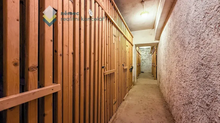 Pronájem bytu 2+kk, Praha - Vysočany, Mlékárenská, 56 m2