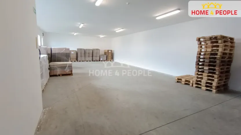Pronájem skladu, Pohořelice, Znojemská, 155 m2