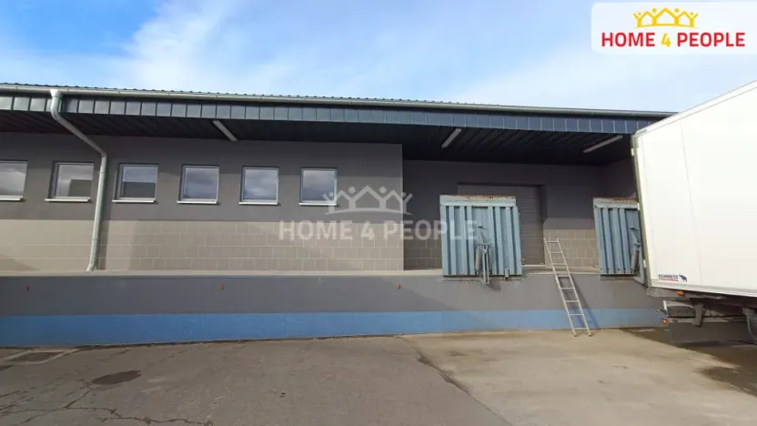 Pronájem skladu, Pohořelice, Znojemská, 155 m2