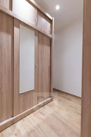 Pronájem bytu 3+kk, Praha - Kobylisy, Paláskova, 59 m2