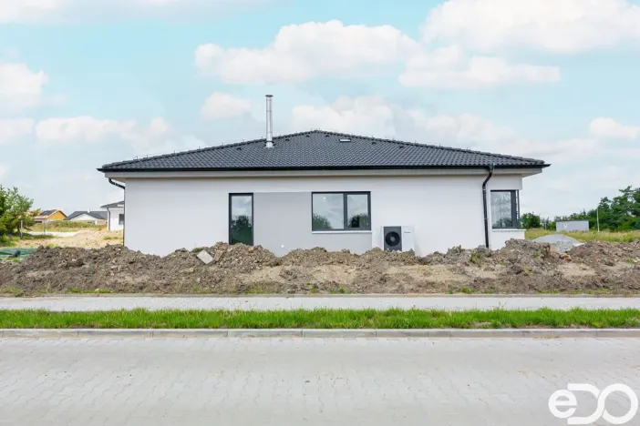 Prodej rodinného domu, Dalovice, 102 m2