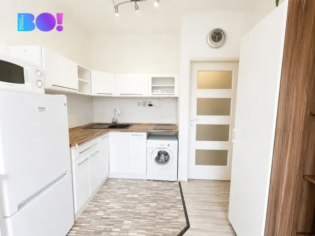 Prodej bytu 1+kk, Ostrava, Korunní, 22 m2