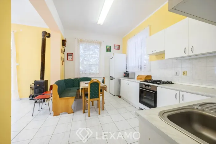 Prodej rodinného domu, Bítov, 150 m2