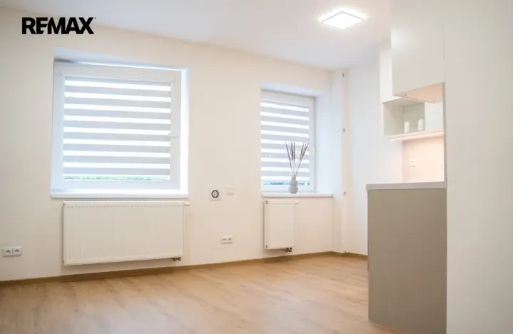 Pronájem bytu 1+kk, Příbram - Příbram I, Špitálská, 27 m2