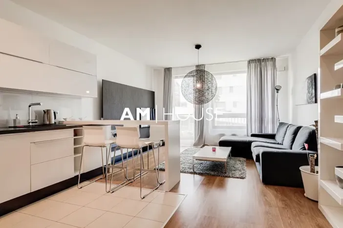 Pronájem bytu 2+kk, Praha - Vysočany, Ocelářská, 55 m2