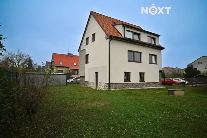 Prodej bytu 3+1, České Budějovice, Ant. Slavíčka, 64 m2