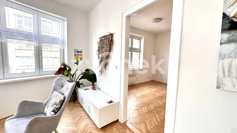 Pronájem kanceláře, Zlín, Soudní, 40 m2
