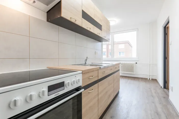 Prodej bytu 2+1, Ryžoviště, Tovární, 52 m2