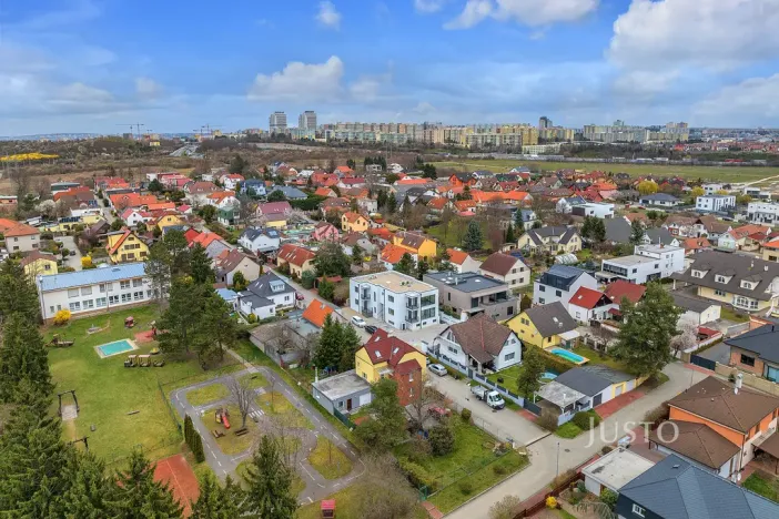 Pronájem kanceláře, Praha - Šeberov, Na proutcích, 33 m2