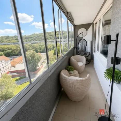 Prodej bytu 3+kk, Praha - Karlín, U Sluncové, 78 m2