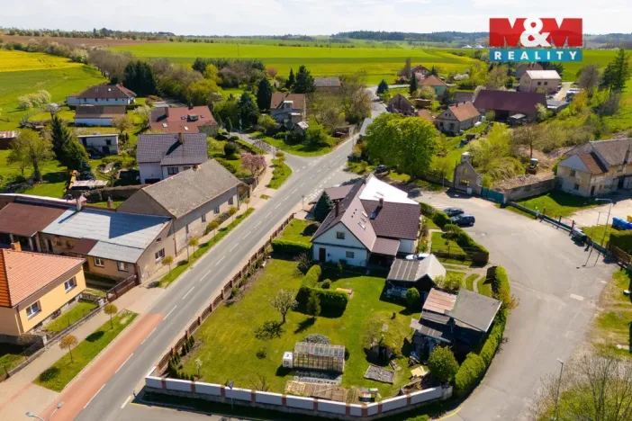 Prodej restaurace, Suchdol, 390 m2