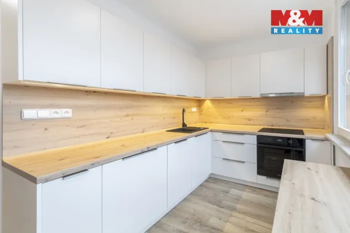 Pronájem bytu 2+1, Frýdek-Místek - Místek, Mozartova, 53 m2