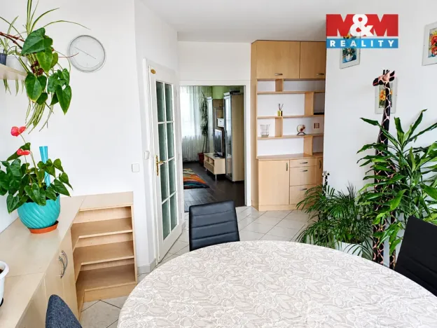 Pronájem bytu 3+1, Praha - Libuš, V rohu, 82 m2