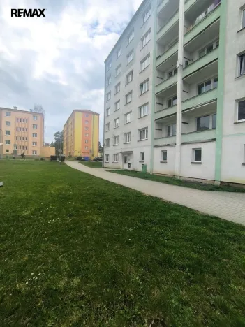 Pronájem bytu 2+1, Rotava, Sídliště, 53 m2