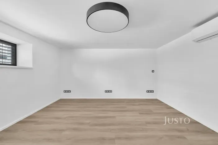 Pronájem kanceláře, Praha - Šeberov, Na proutcích, 33 m2