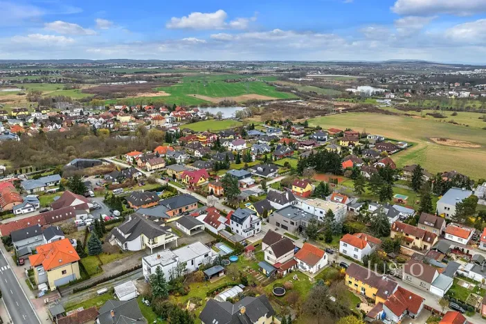 Pronájem bytu 4+kk, Praha - Šeberov, Na proutcích, 132 m2