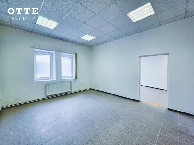 Pronájem obchodního prostoru, Plzeň, Zborovská, 53 m2