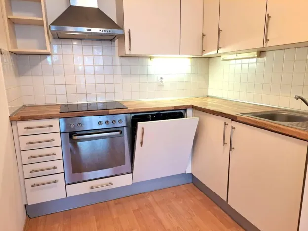 Pronájem bytu 2+kk, Praha - Vysočany, Pod Harfou, 56 m2