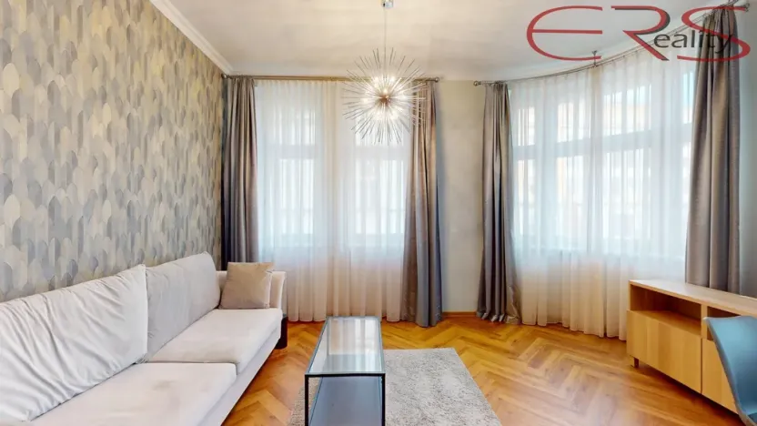Pronájem bytu 2+kk, Jablonec nad Nisou, Komenského, 50 m2