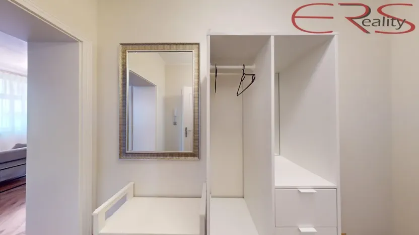 Pronájem bytu 2+kk, Jablonec nad Nisou, Komenského, 50 m2
