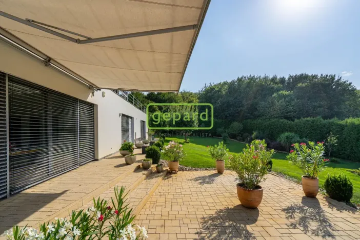 Prodej vily, Kounice, 636 m2