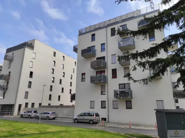 Pronájem bytu 1+kk, Olomouc, Eduarda Hamburgera, 32 m2