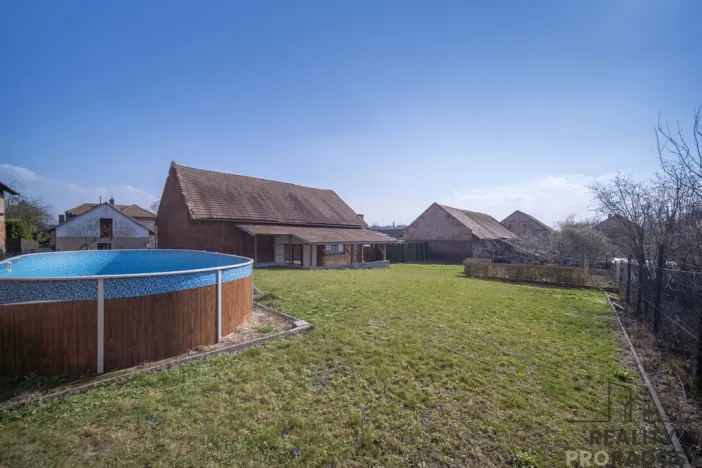 Prodej rodinného domu, Bukovina nad Labem, 152 m2