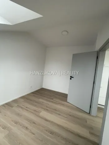 Pronájem bytu 2+1, České Budějovice - České Budějovice 4, Rudolfovská tř., 50 m2