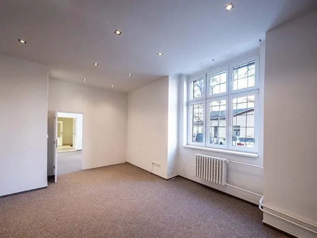 Pronájem kanceláře, Praha - Vysočany, Pod pekárnami, 78 m2