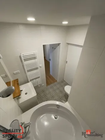 Pronájem bytu 1+1, Praha - Bohnice, Katovická, 56 m2