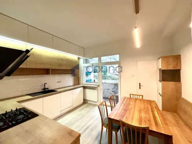 Pronájem bytu 2+1, Praha, Musílkova, 70 m2