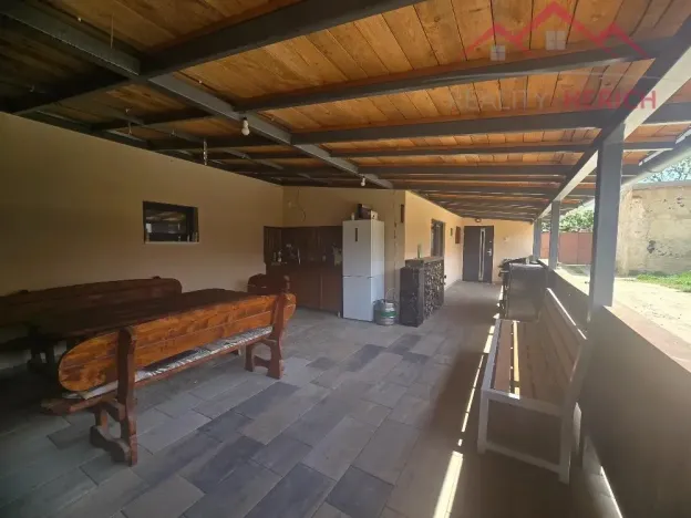 Prodej rodinného domu, Krásný Dvůr - Chrašťany, 400 m2