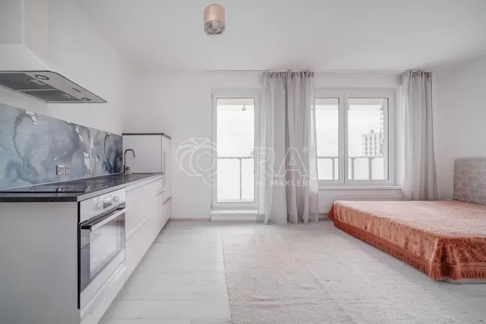 Pronájem bytu 1+kk, Praha - Stodůlky, Svitákova, 30 m2