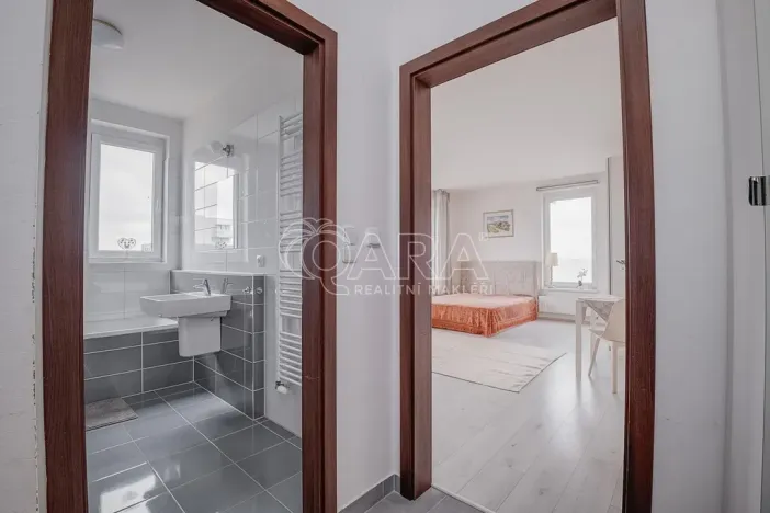 Pronájem bytu 1+kk, Praha - Stodůlky, Svitákova, 30 m2