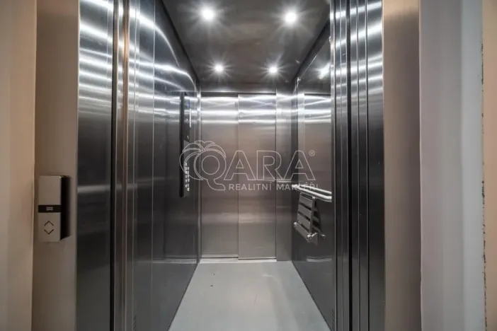 Pronájem bytu 1+kk, Praha - Stodůlky, Svitákova, 30 m2