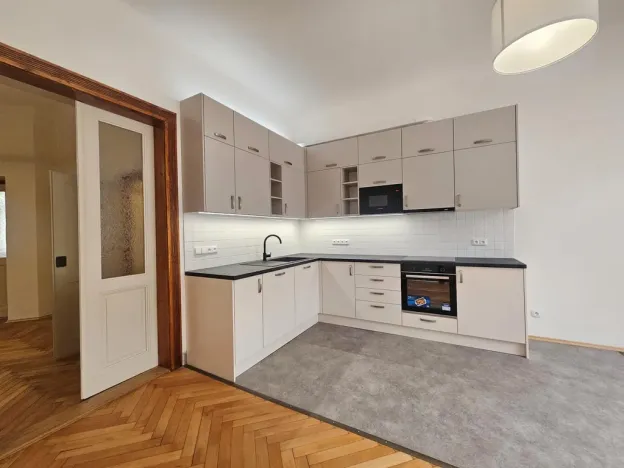 Pronájem bytu 3+1, Praha - Vinohrady, Mánesova, 120 m2