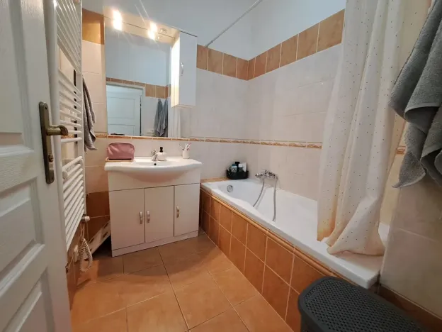 Pronájem bytu 2+kk, Hradec Králové, Škroupova, 52 m2