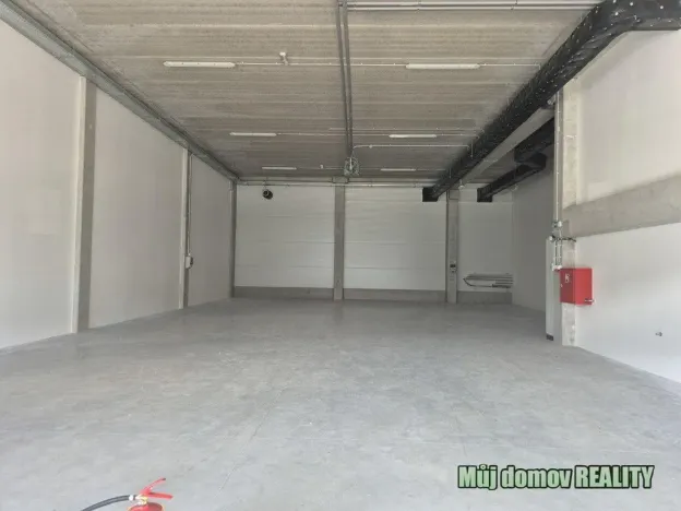 Pronájem skladu, Praha - Hostivař, 550 m2