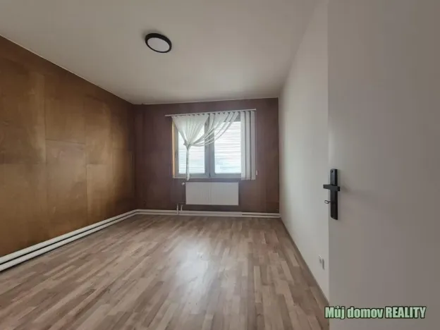 Pronájem obchodního prostoru, Praha - Uhříněves, Přátelství, 626 m2