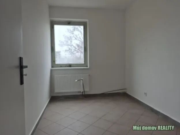 Pronájem obchodního prostoru, Praha - Uhříněves, Přátelství, 626 m2