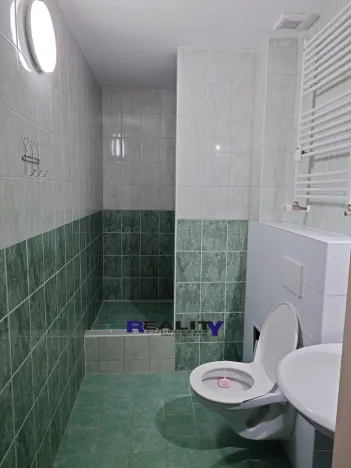 Pronájem bytu 1+kk, Žatec, třída Obránců míru, 40 m2