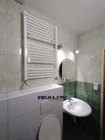 Pronájem bytu 1+kk, Žatec, třída Obránců míru, 40 m2